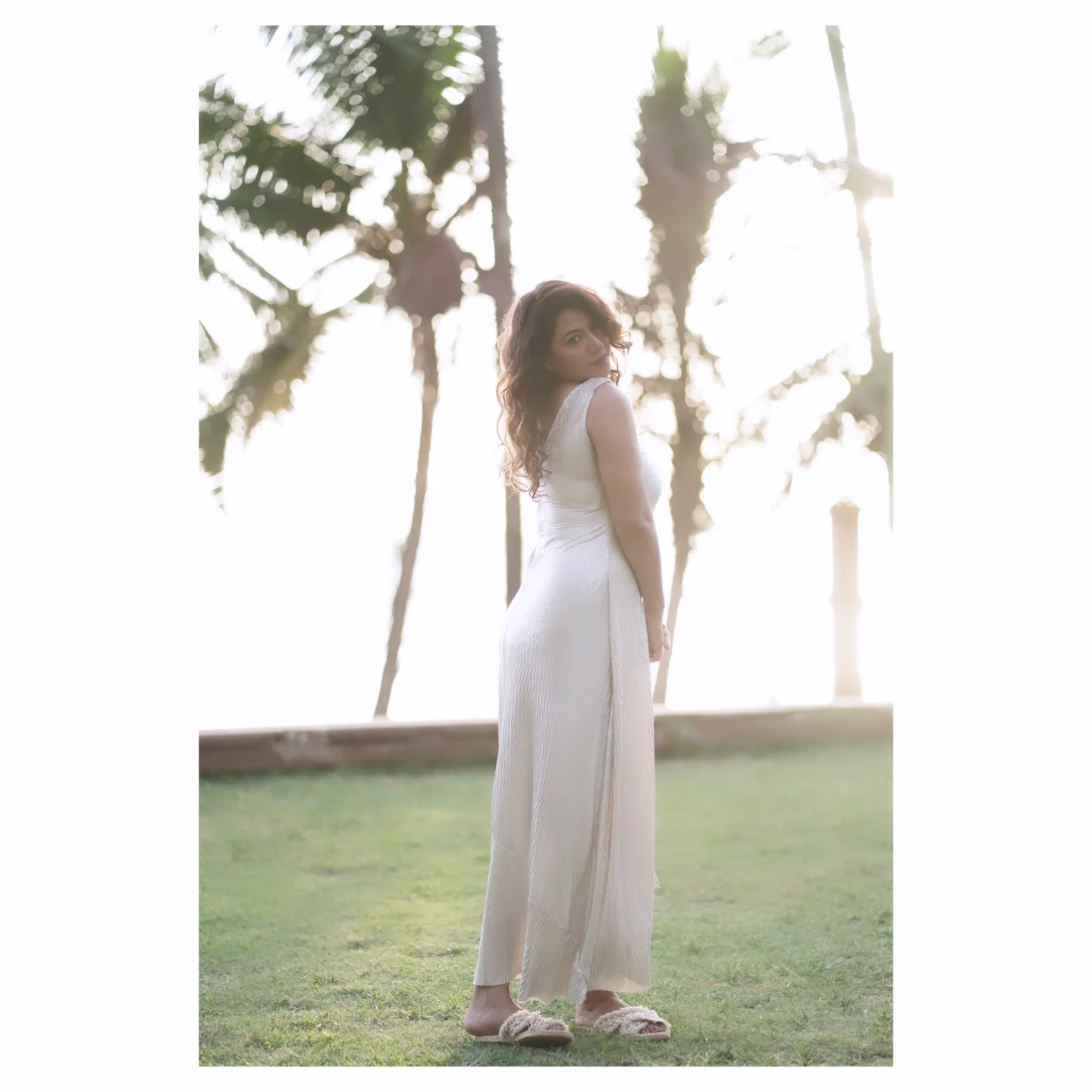 A captivating glimpse into a dreamy shoot as Tanya Desai unveils romance behind the scenes