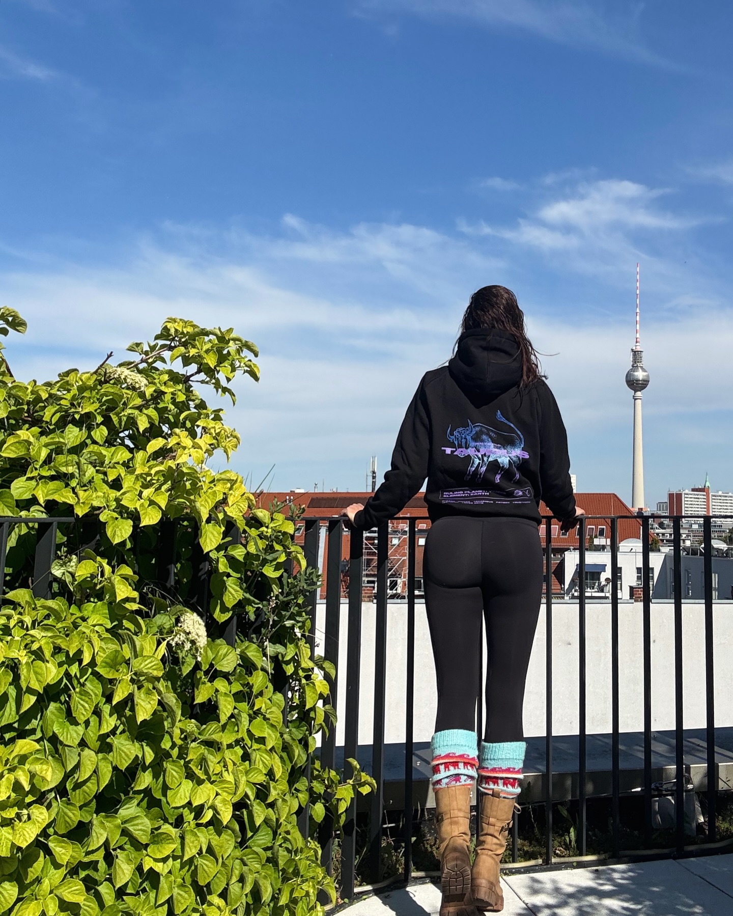 Taurus Vibes: Simina Grigoriu's Bold Style