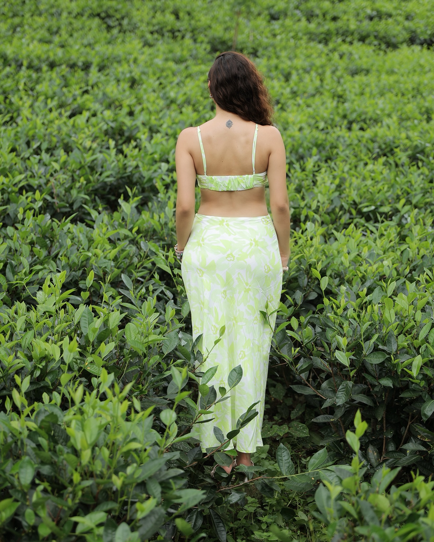 Tea Time Travels: Amyra Dastur In Sri Lanka Celebrity explorer savors tea amid lush Sri Lankan scenery, fusing leisure.