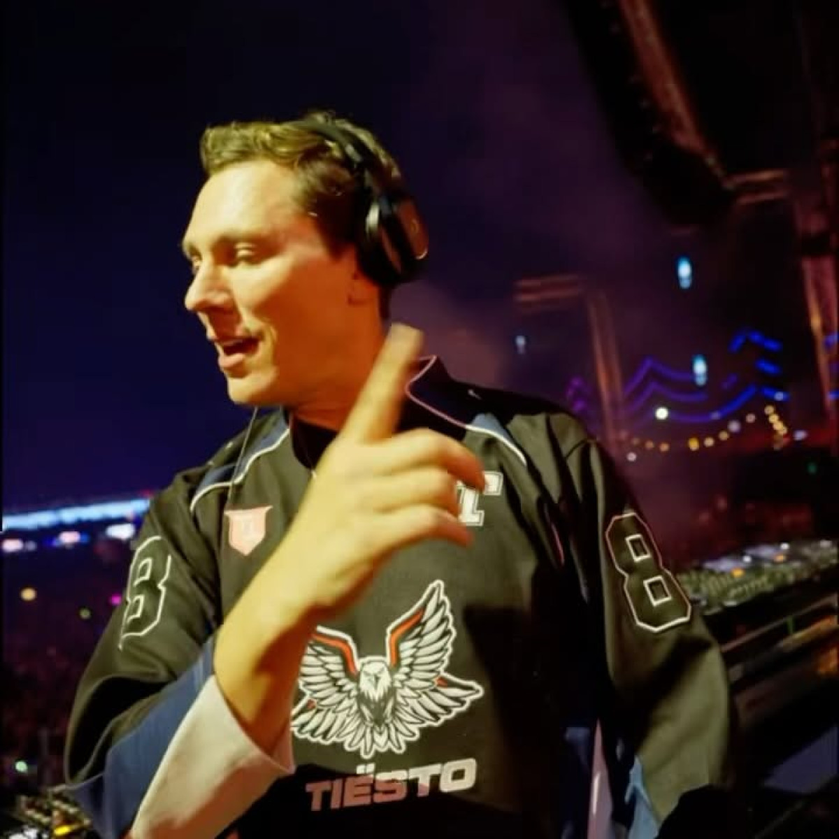 Tiësto Debuts at Circuit Grounds Stage Tiësto ignites a vibrant new stage, captivating fans during his debut at Circuit Grounds!!