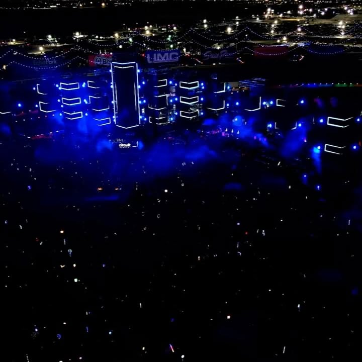 Tiësto Debuts at Circuit Grounds Stage