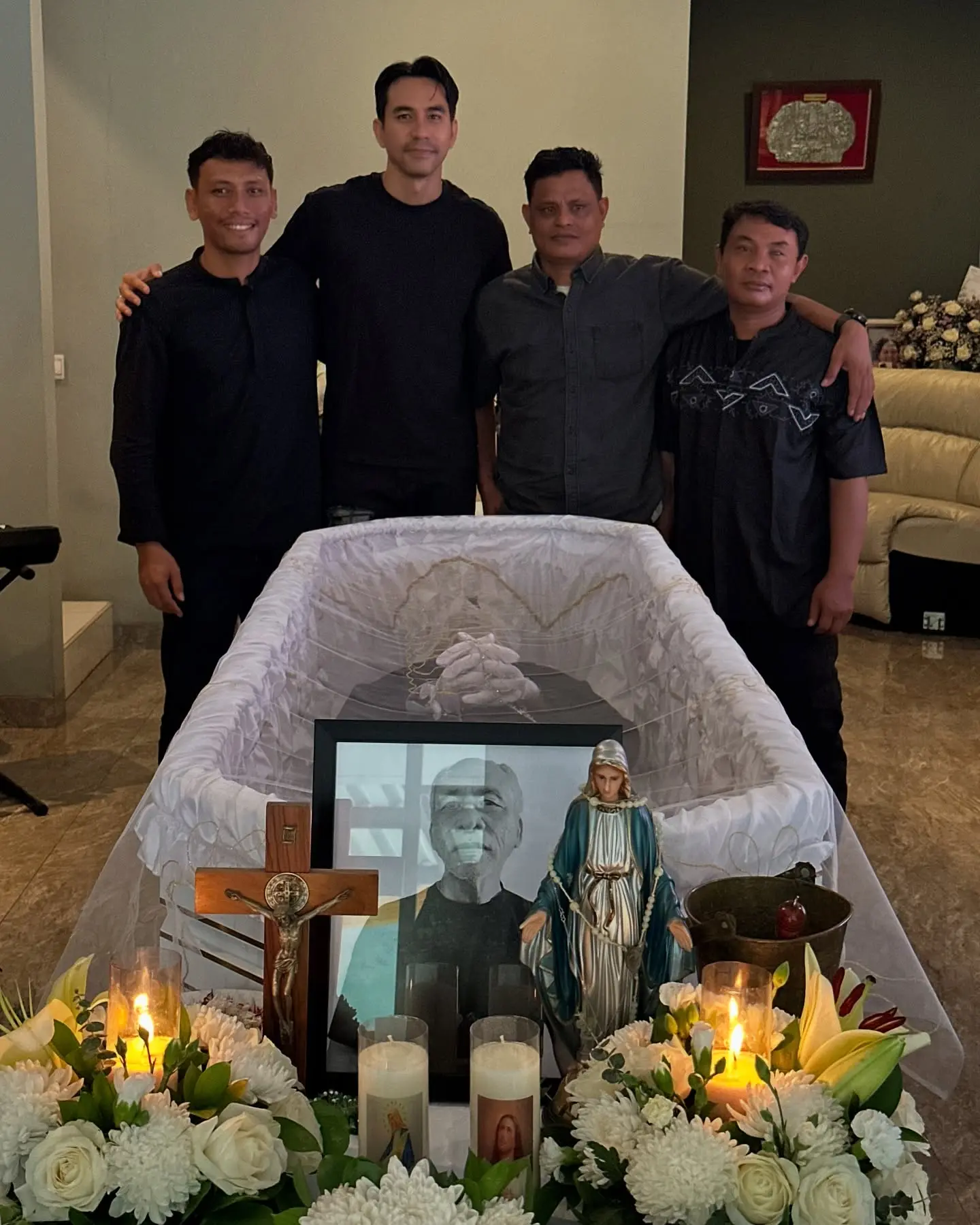 Tribute Service For Eyang
