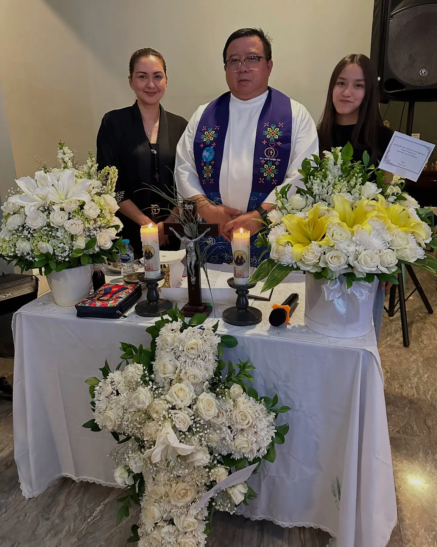 Tribute Service For Eyang