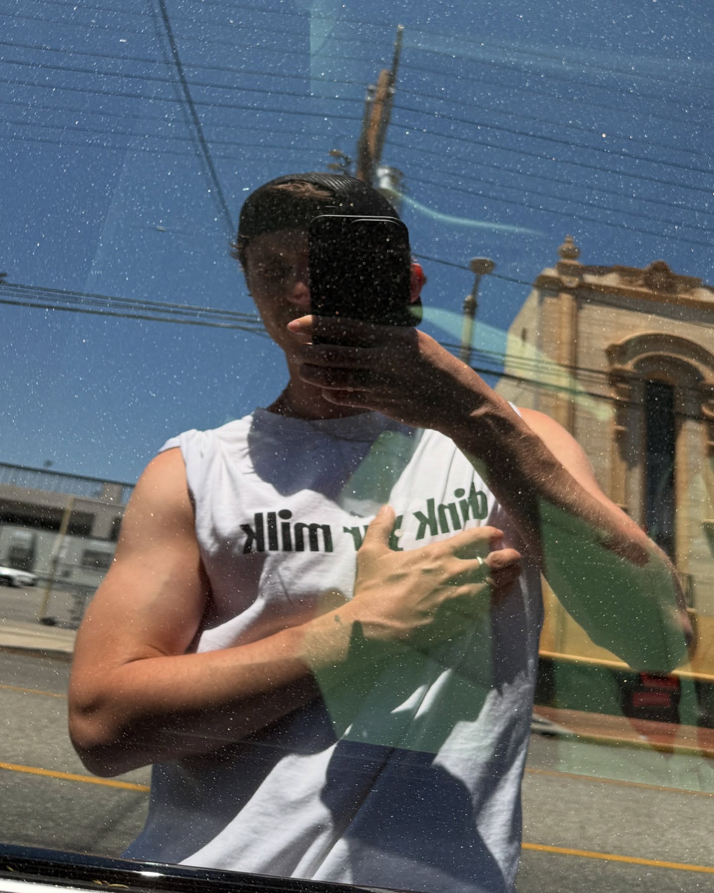 Troye Sivan Calls For Grid Posts Revival Singer urges followers to adopt classic grid designs, recalling nostalgic tech vibes today.