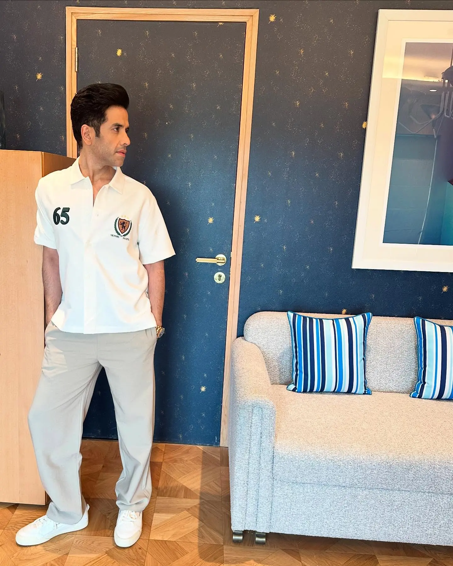 Tusshar Kapoor Posts Vague Instagram Update