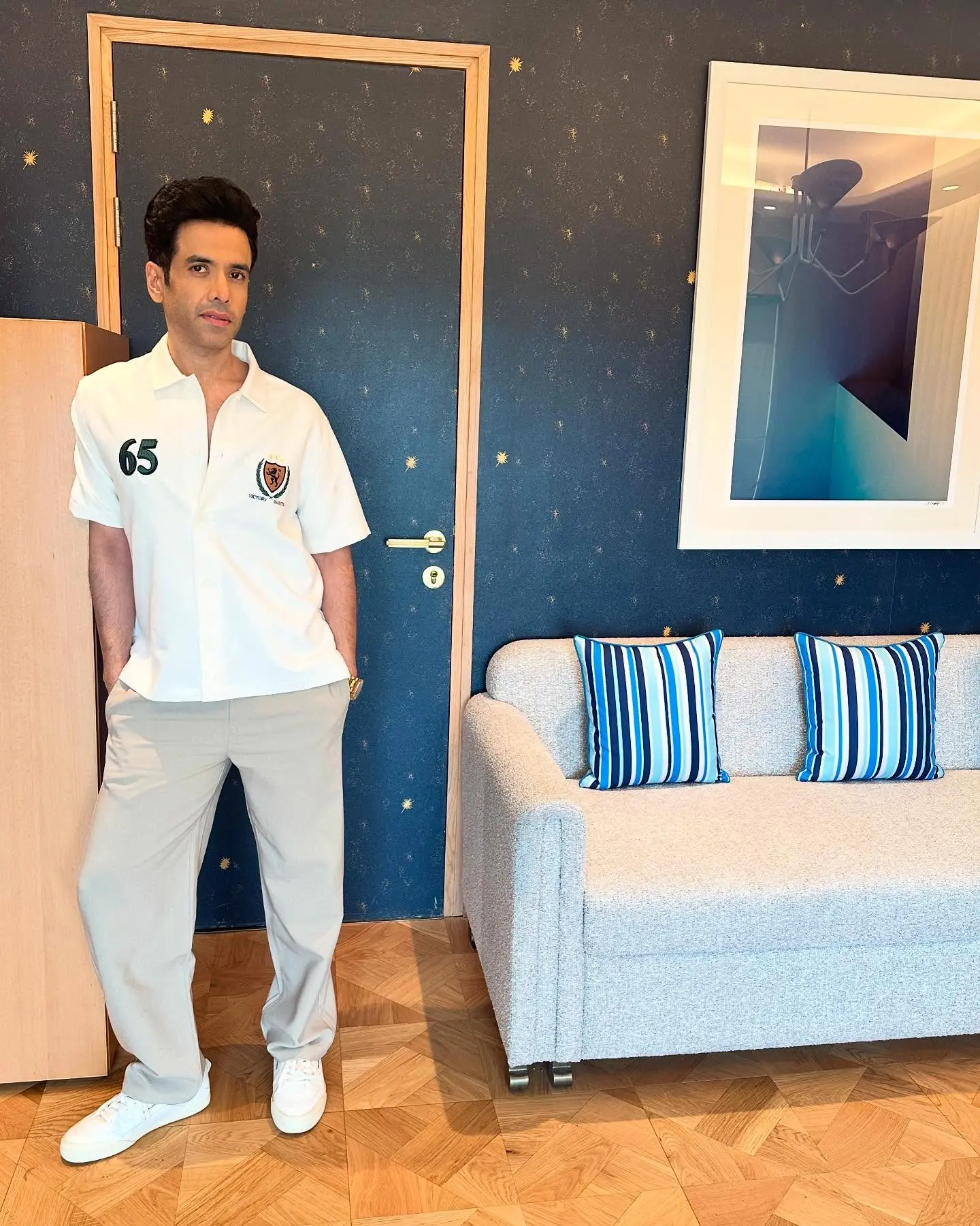 Tusshar Kapoor Posts Vague Instagram Update