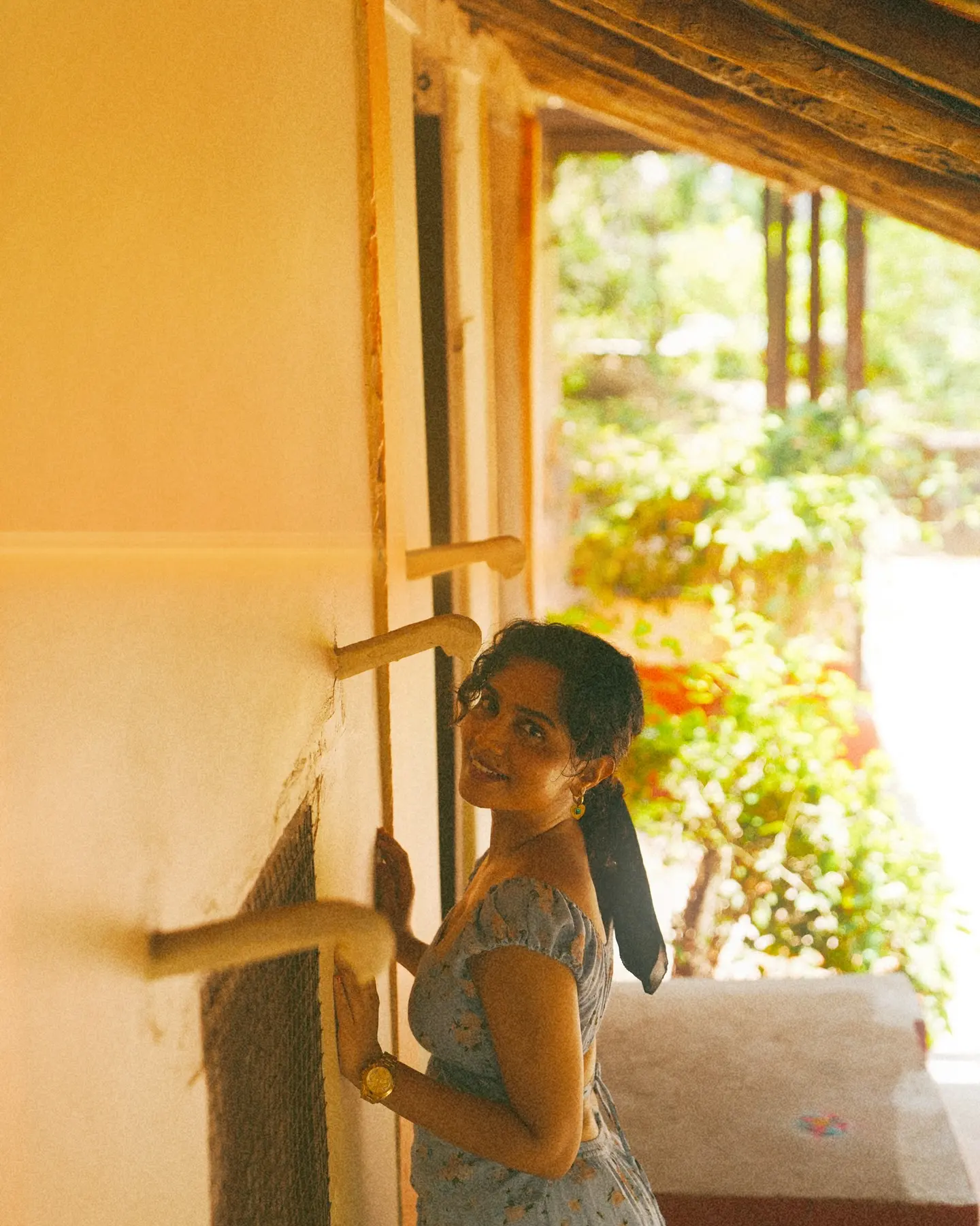 Urmila Embraces Kokan Vibes