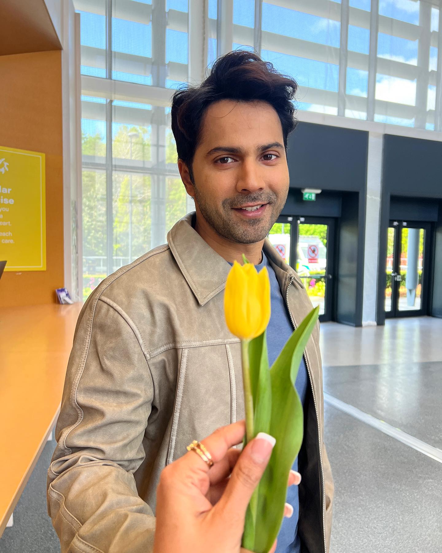Varun Dhawan’s Mysterious Gift Post Leaves Fans Curious Actor turns a moment into a mystery.