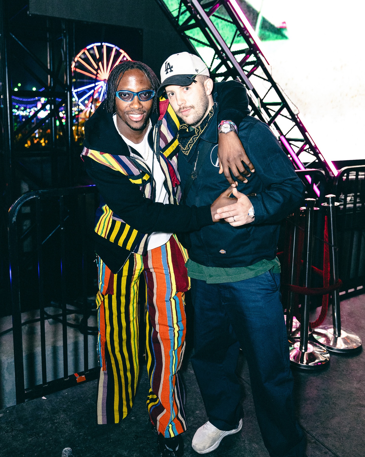 Vegas Lights Shine For AMÉMÉ