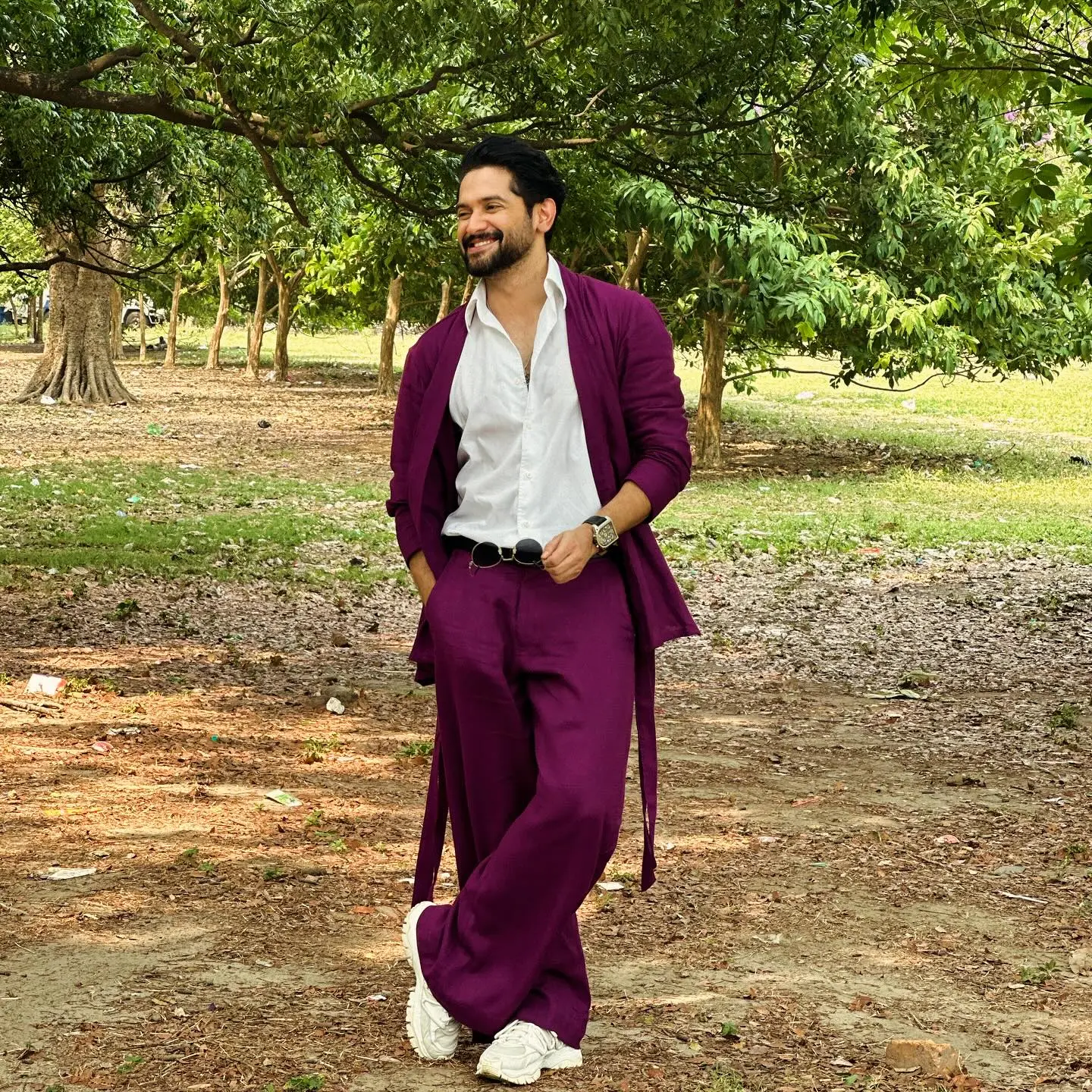 Vikram Chatterjee Stuns With Bold Makeup And Effortless Style