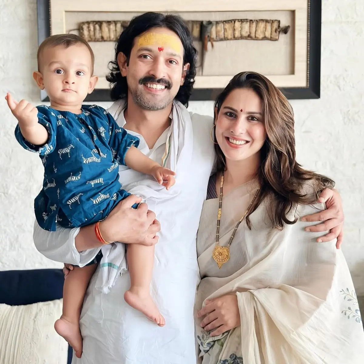 Vikrant Massey Family Moment Captured A candid peek at family moments captured by Vikrant Massey featuring Bollywood style now!