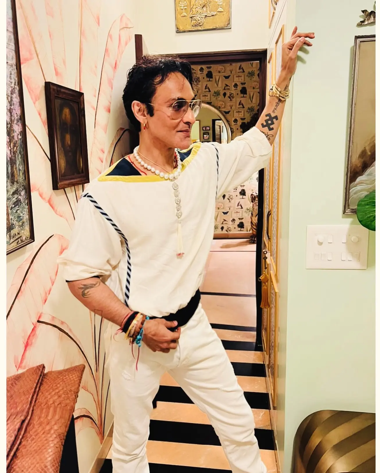 Vintage Fever: Balmain Fashion Highlight