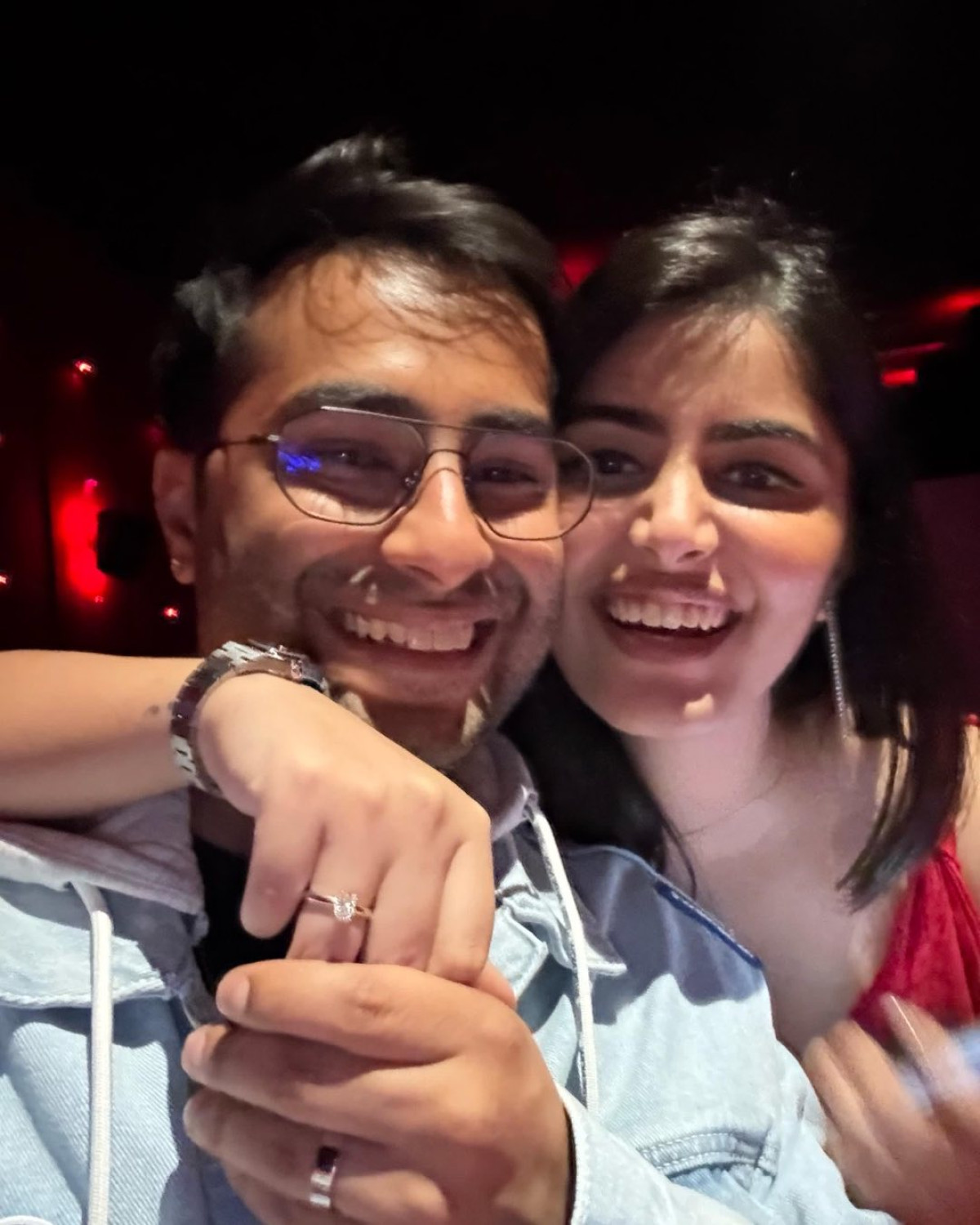 Vishal Bhardwaj Shares Heartfelt Plant Post Beloved filmmaker Vishal Bhardwaj’s latest post unites nature’s beauty with heartfelt love.