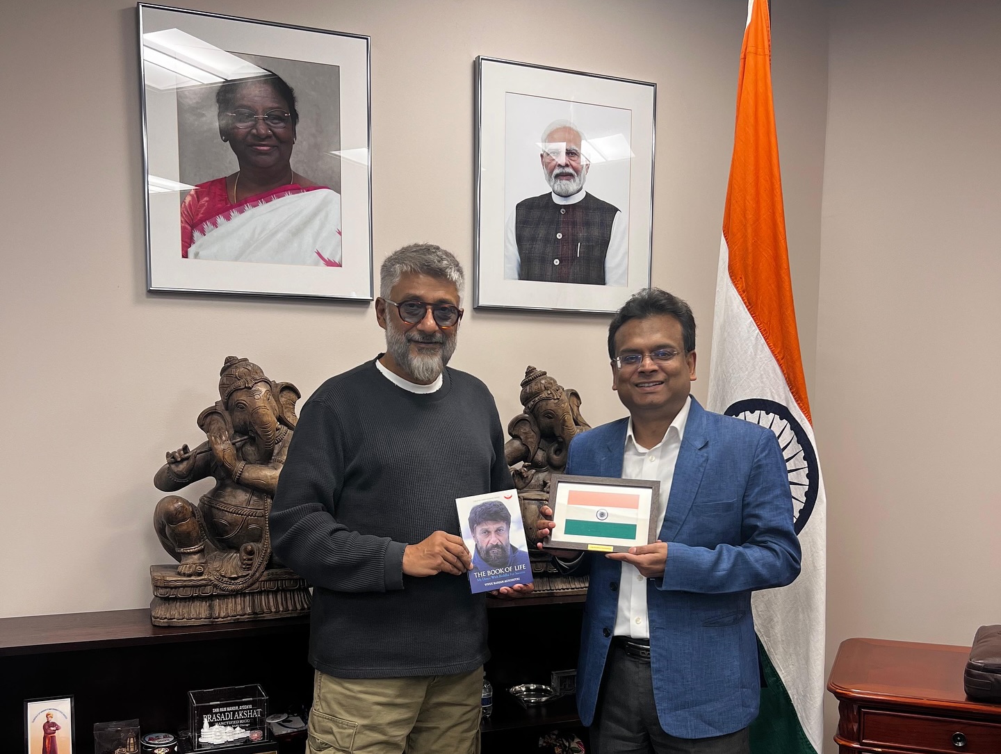Vivek Agnihotri Honors Bharat Heritage in Chicago