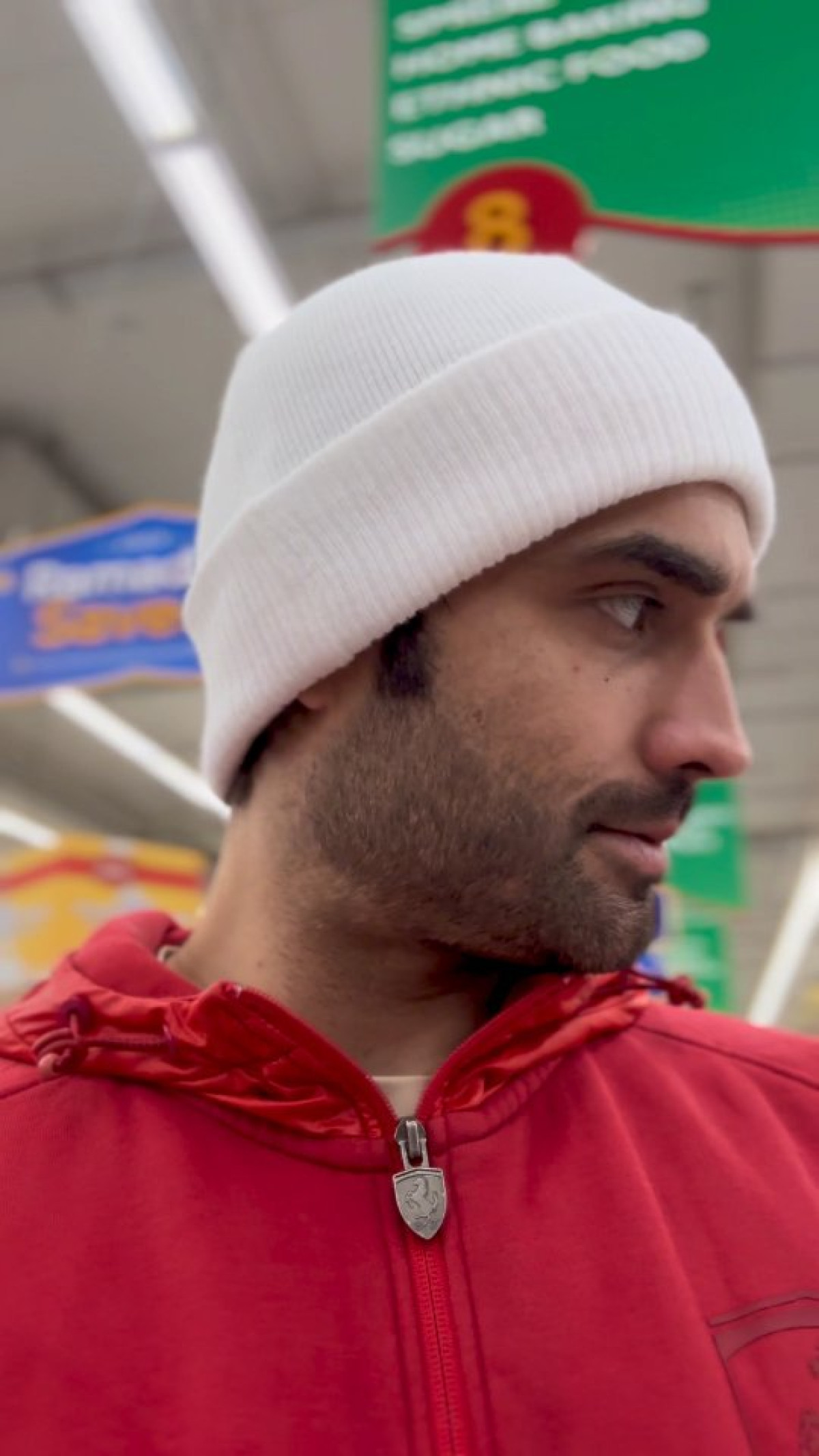 A nostalgic flashback reveals the actor’s quirky cheese obsession—a fun nod to simple joys