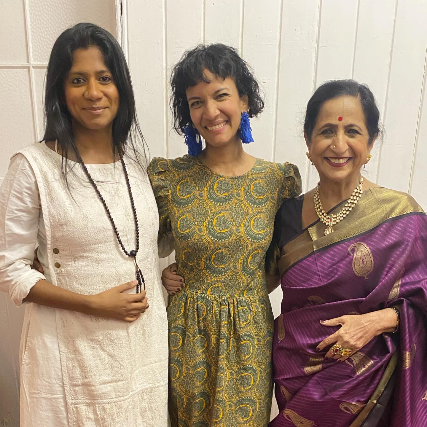 Wisdom Of Living: Women As Life’s True Guides A soulful journey showing how women's actions teach timeless lessons, ever gentle and joy!