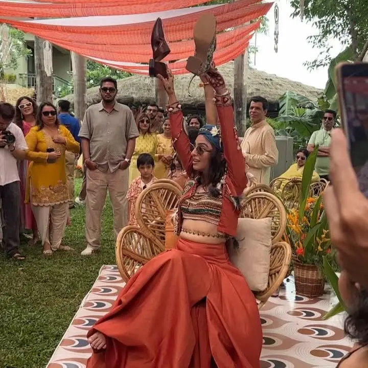 Yellow Wedding Diaries: Shruti Prakash Shines