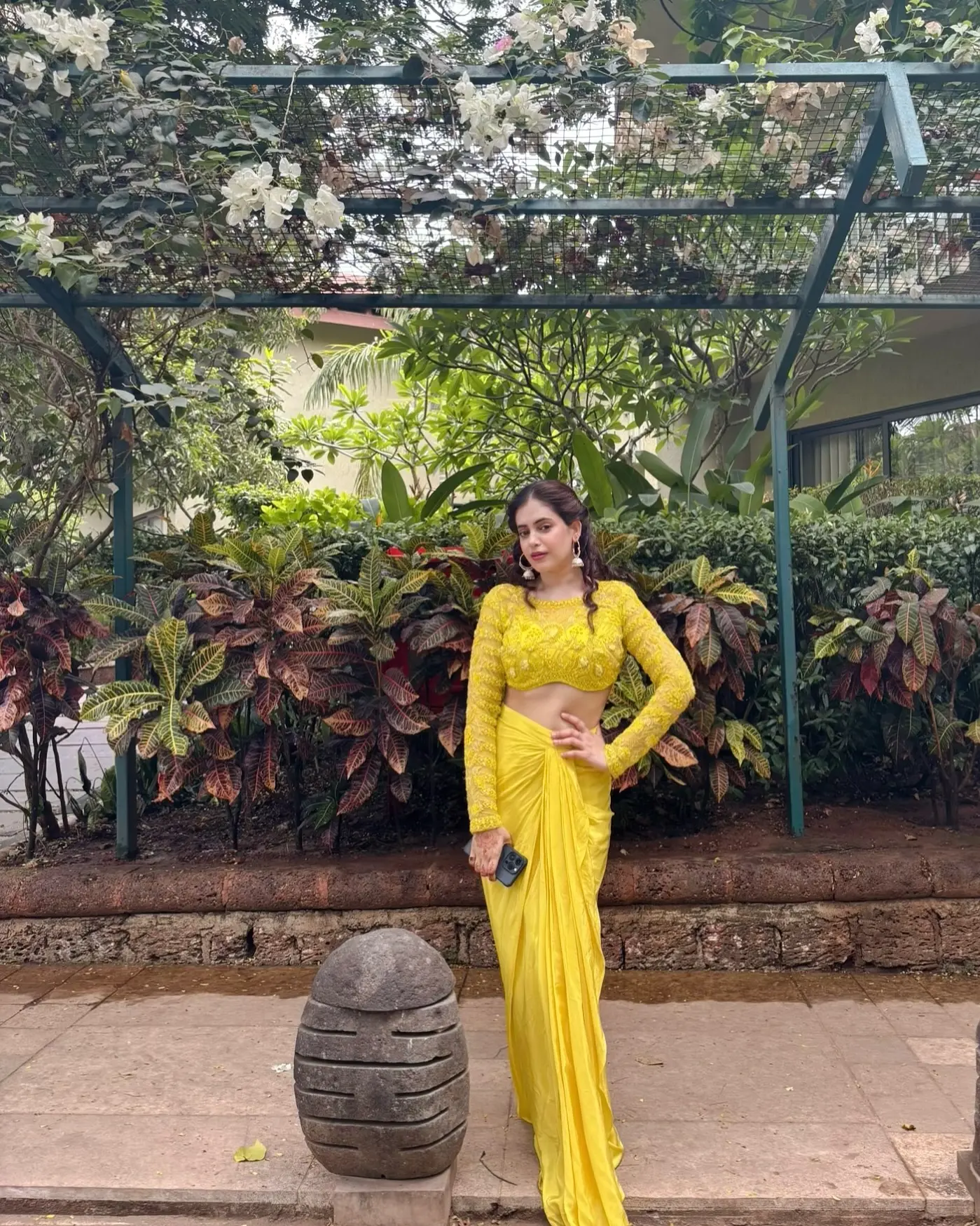 Yellow Wedding Diaries: Shruti Prakash Shines