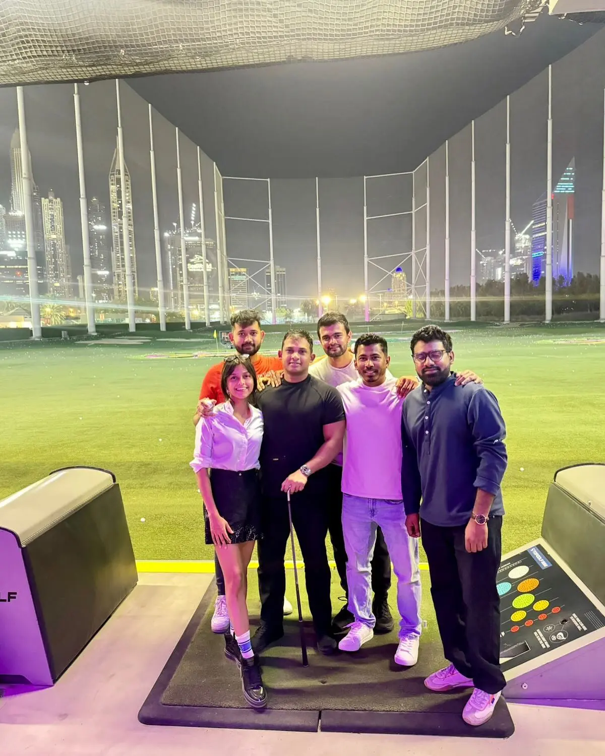 Yohani Celebrates Chic Golf Night