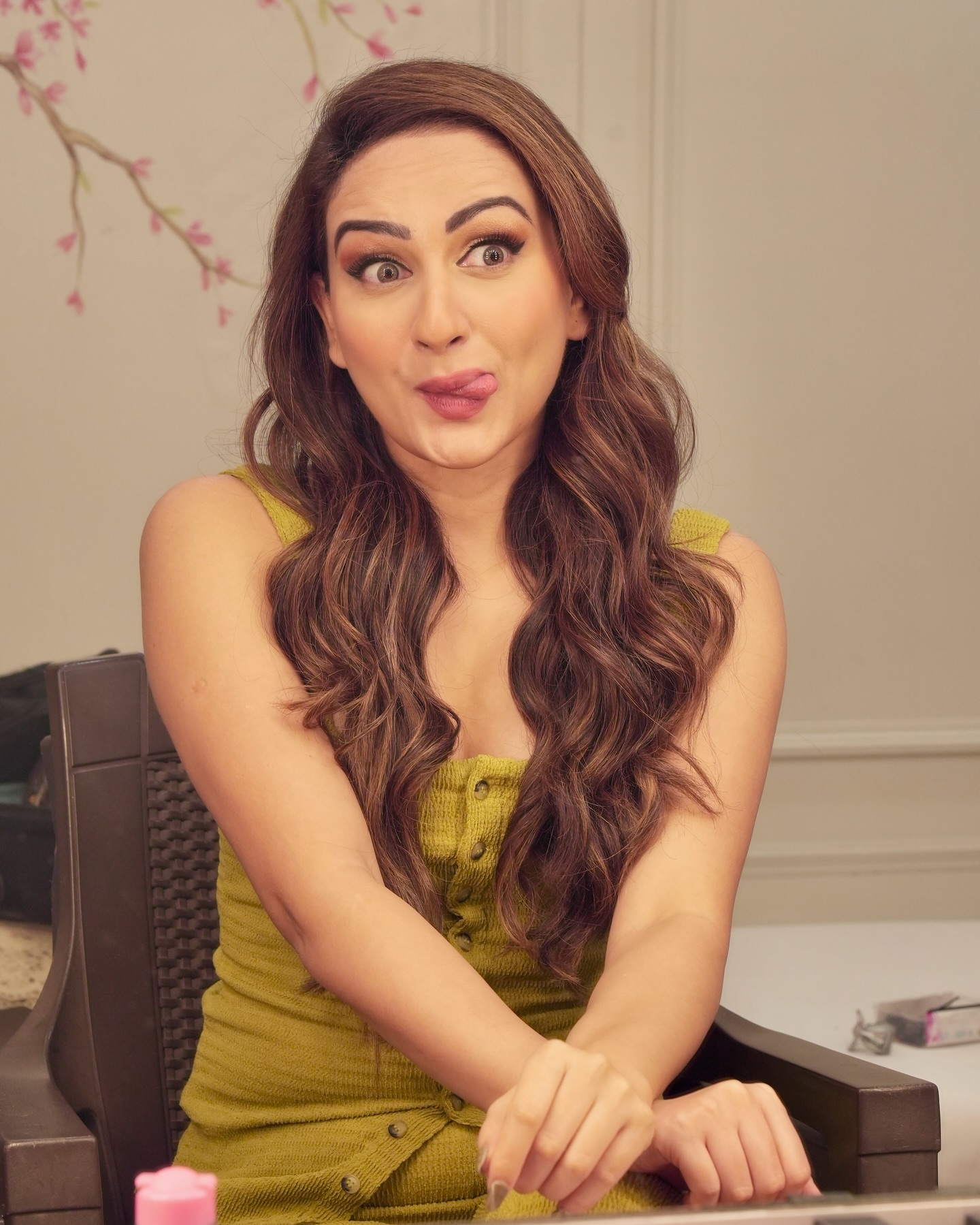 Zaara Yesmin Unveils Kudi Anjani Look