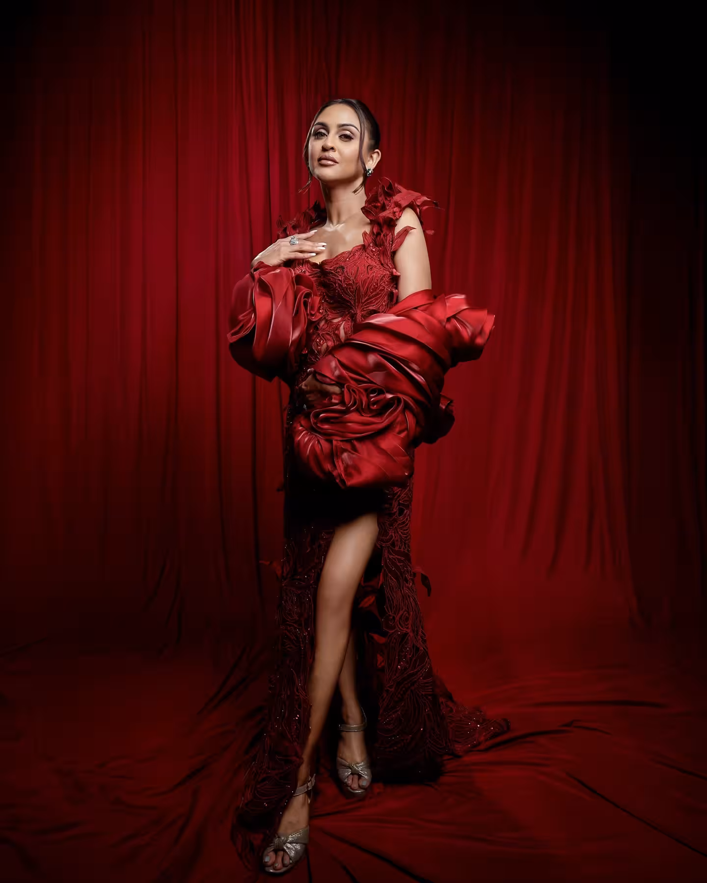 90s Vibe: Krystle D'Souza Stuns on Retro Shoot