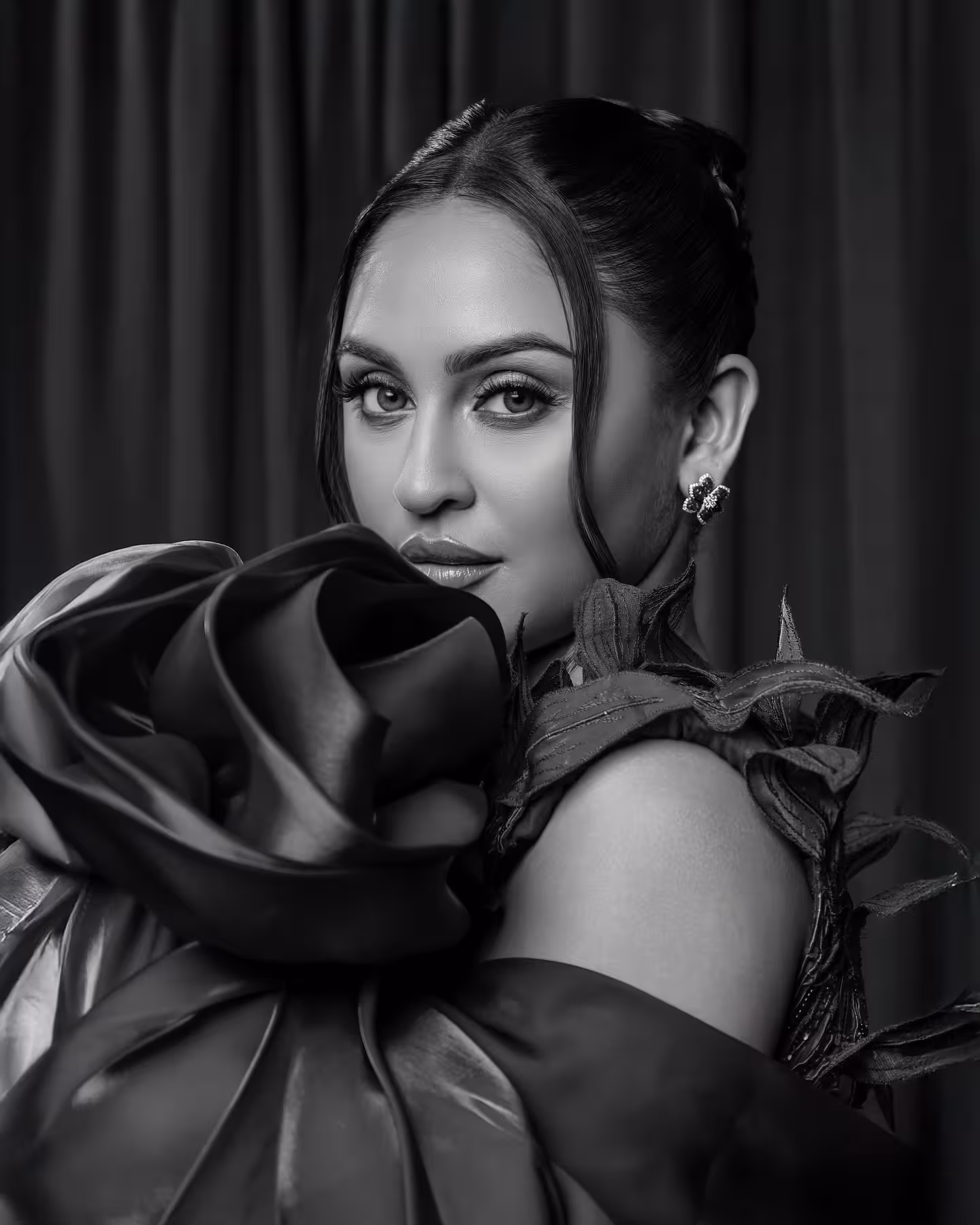 90s Vibe: Krystle D'Souza Stuns on Retro Shoot