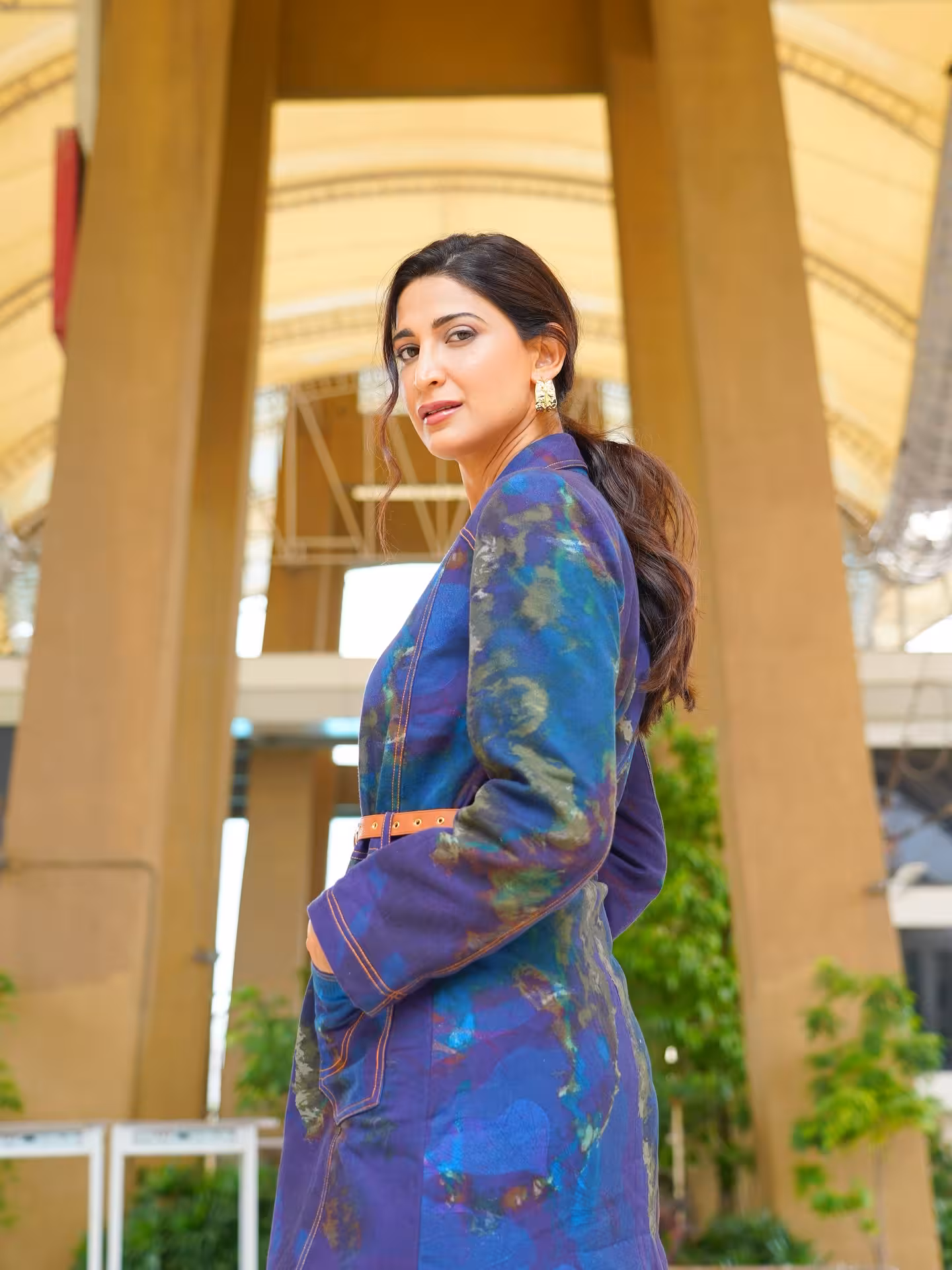 Striking a confident pose in a blazerdress, the actress shows strength meets bold style!!!