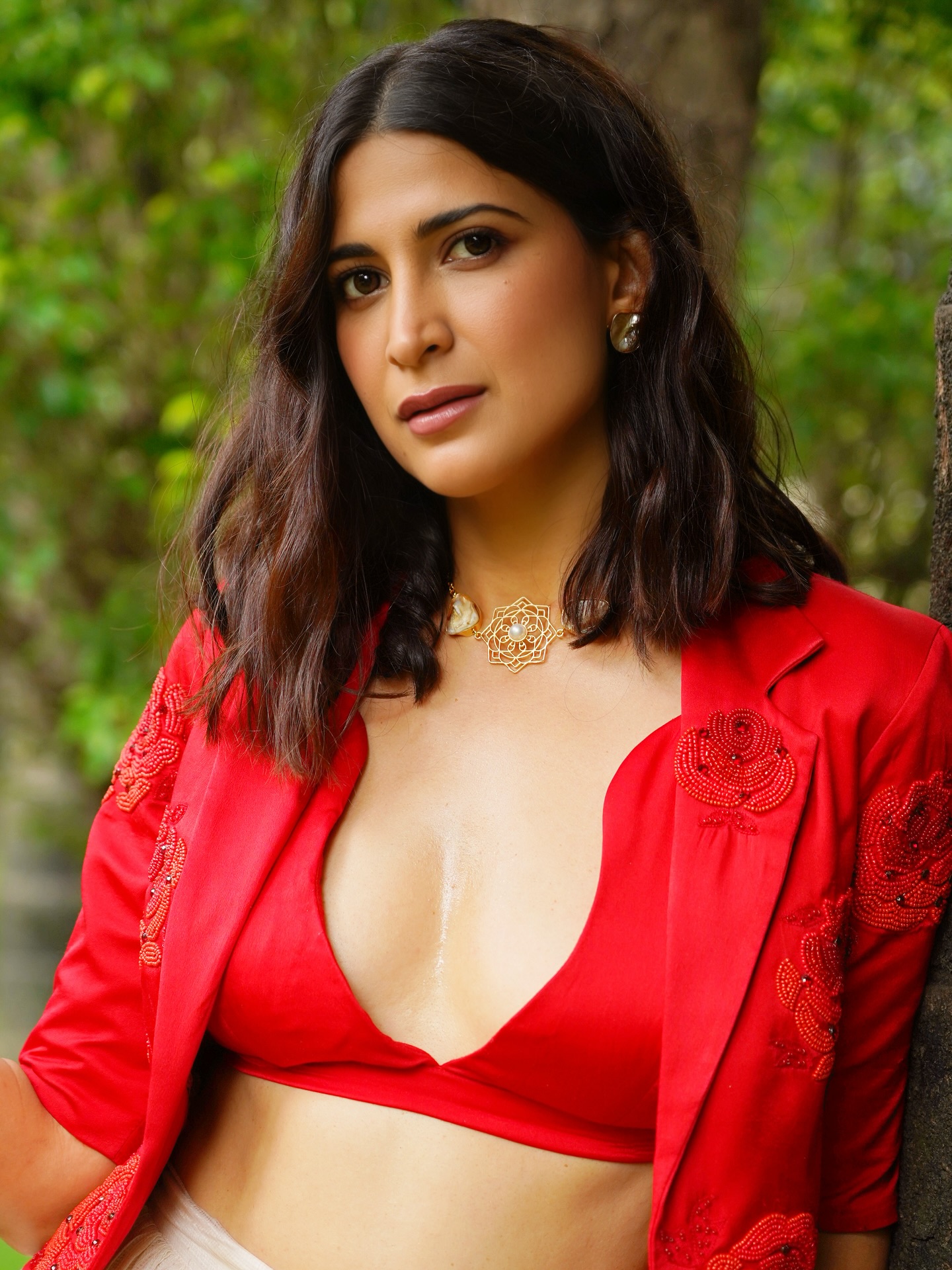 Aahana Kumra Stuns in Mesmerizing Photoshoot