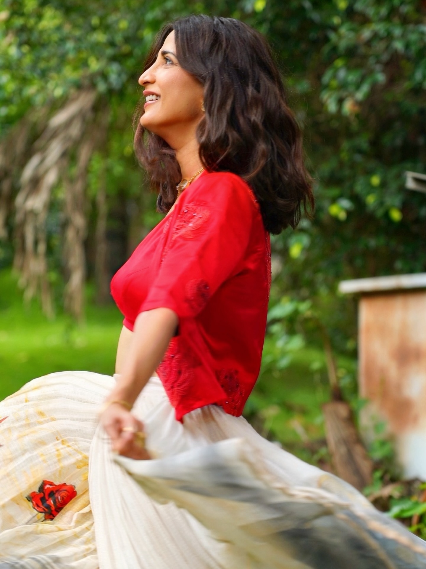 Aahana Kumra Stuns in Mesmerizing Photoshoot
