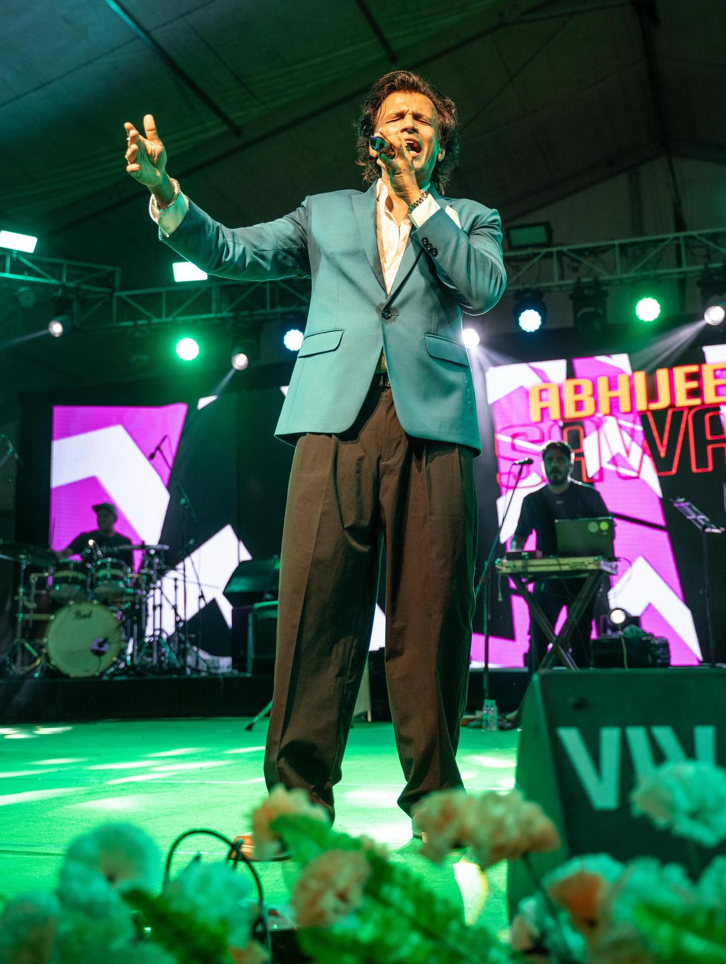 Abhijeet Sawant Captivates With Concert Style
