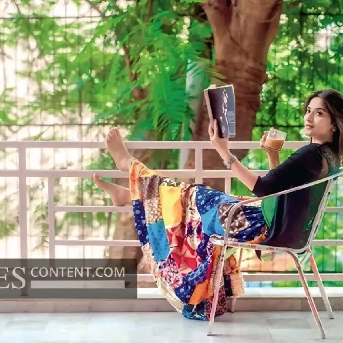 Aditi Sharma Embraces Vibrant Sunday Vibes Actress Aditi Sharma shares uplifting Sunday messages with trendy vibes and heartfelt warmth!!!