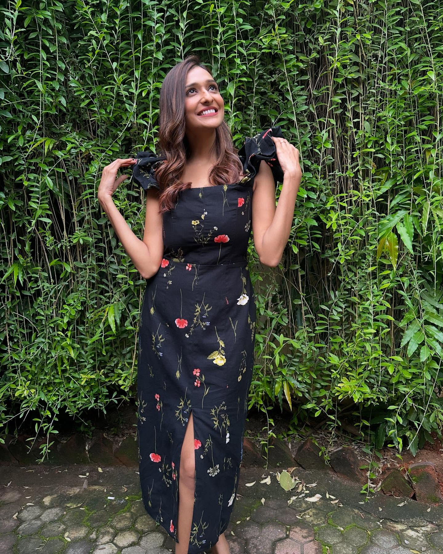 Aishwarya Khare Exudes Ethereal Chic Style