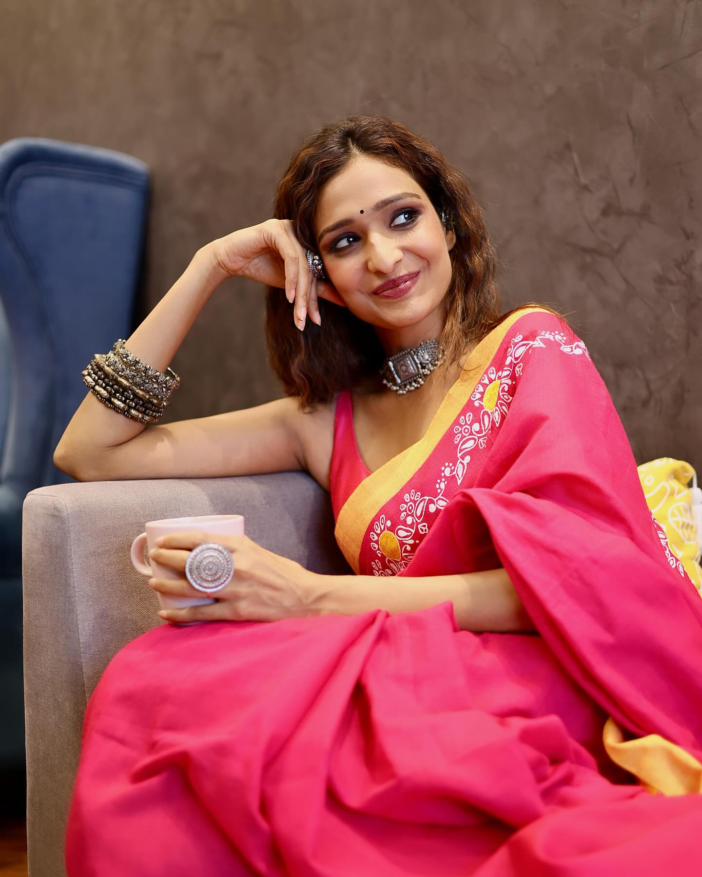 Aishwarya Khare Stuns In Solahkala Couture