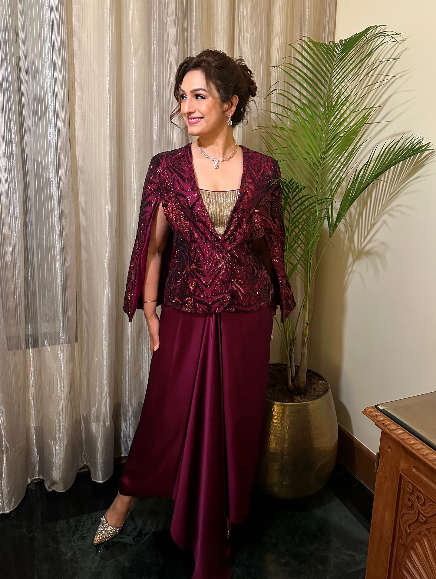 Akriti Kakar Stuns With Bold Stage Fashion