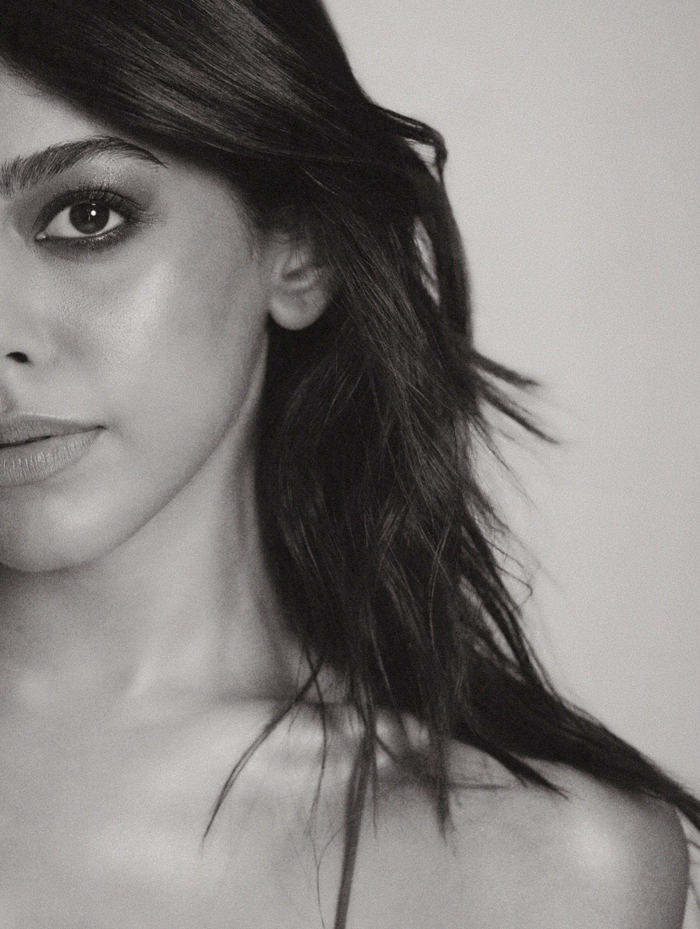 Alaya Furniturewala’s Camera Roll Moments