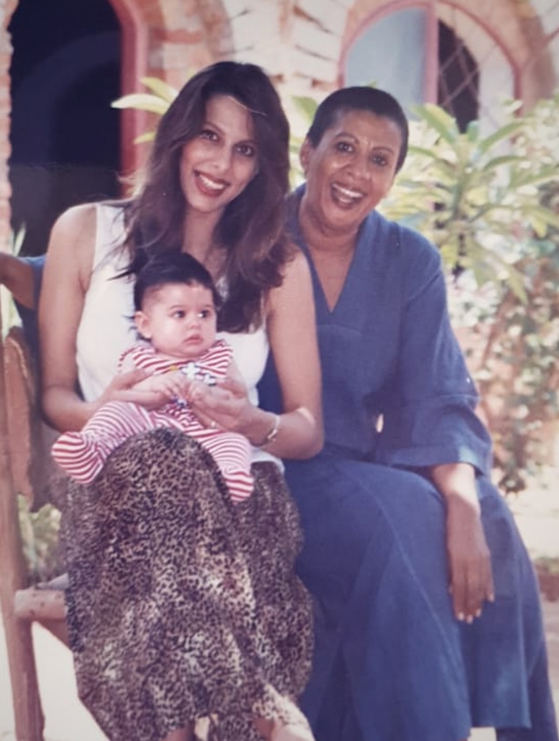Alaya Furniturewala’s Camera Roll Moments