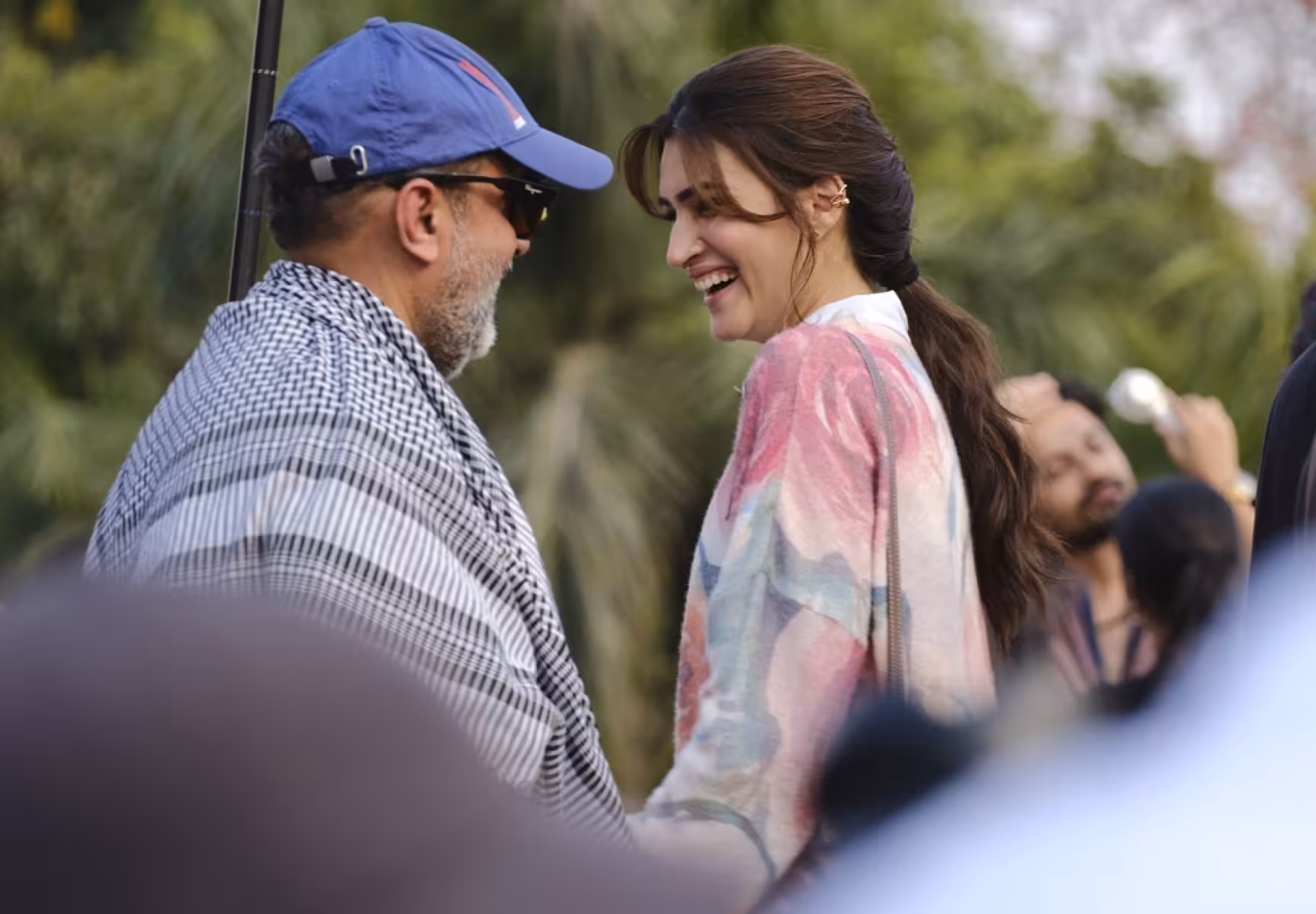 Celebrating a director's birthday with vibrant cinematic passion and warm, sincere thanks!