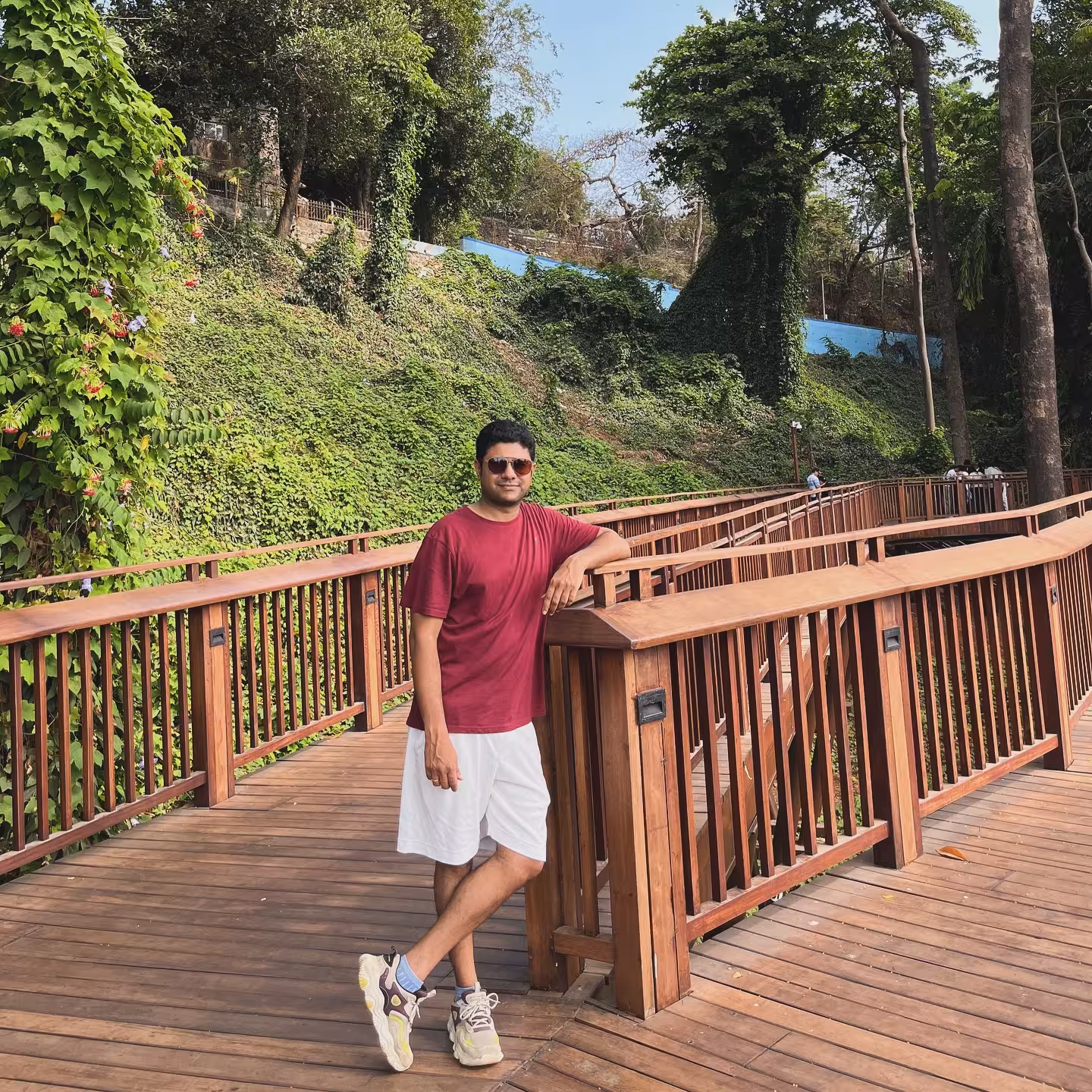 Ananya Nanda Birthday Tribute Celebrates Family Ties