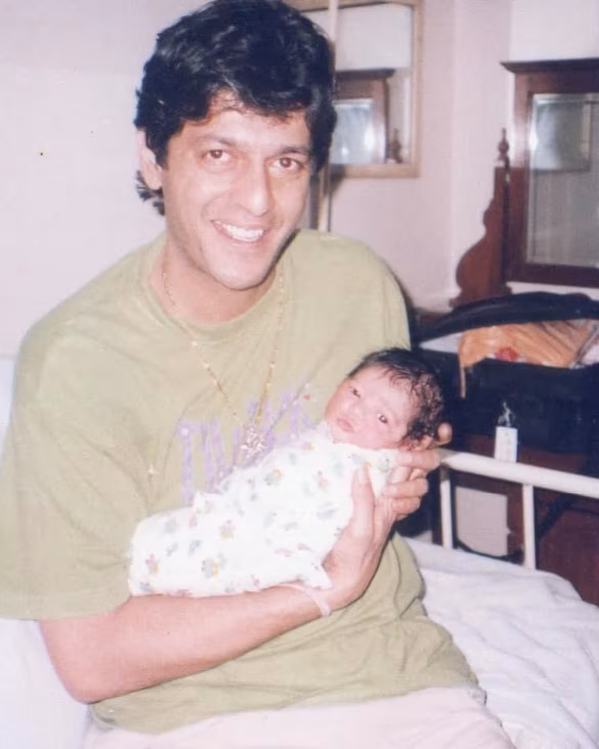 Ananya Pandey Honors Dad On Father's Day