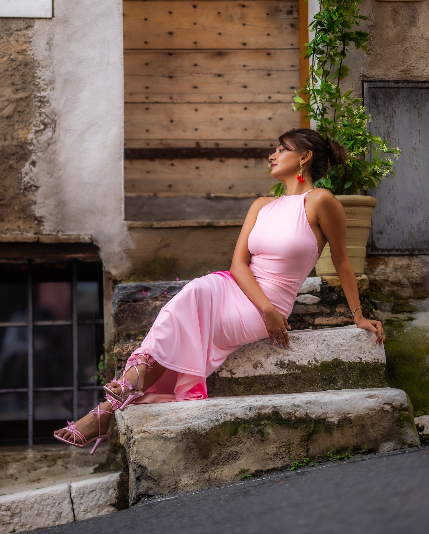 Anushka Sen Stuns With Playful Style