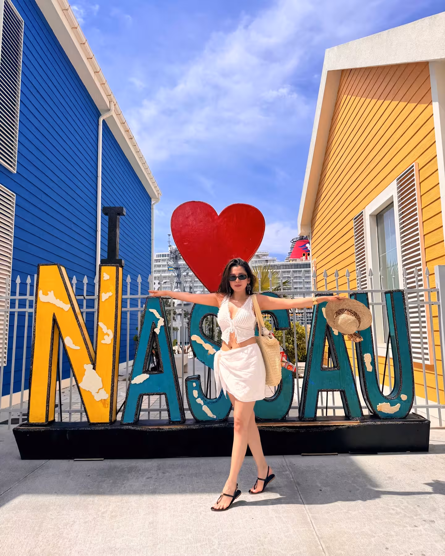 Barkha Singh’s Bahama Mama Getaway Barkha Singh basks in Bahamas sun in chic swimwear by A. la Mode, exuding island glamor!!!
