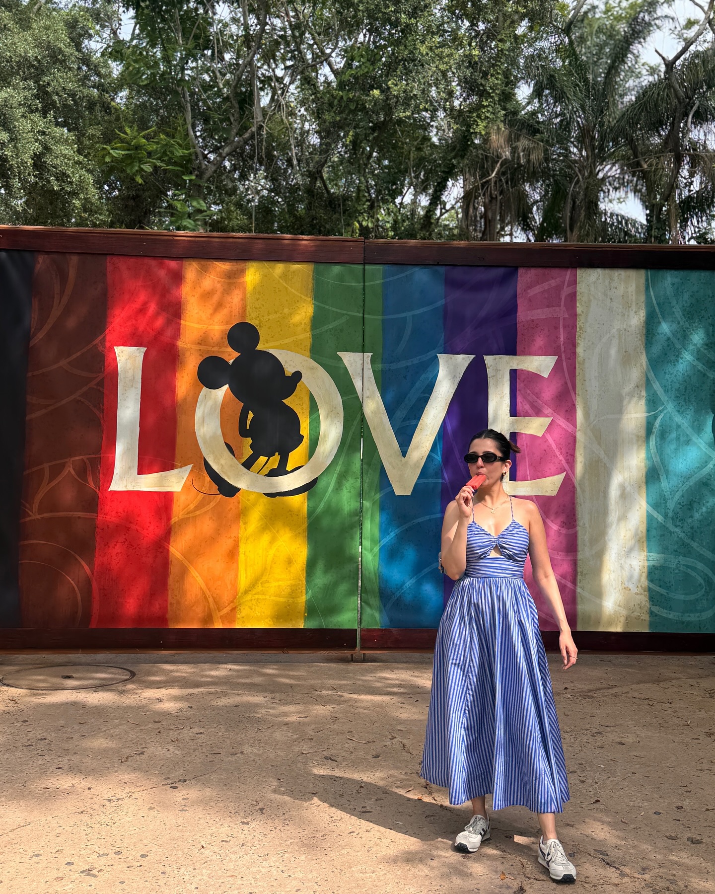 Barkha Singh’s Disneyland Selfie Adventure