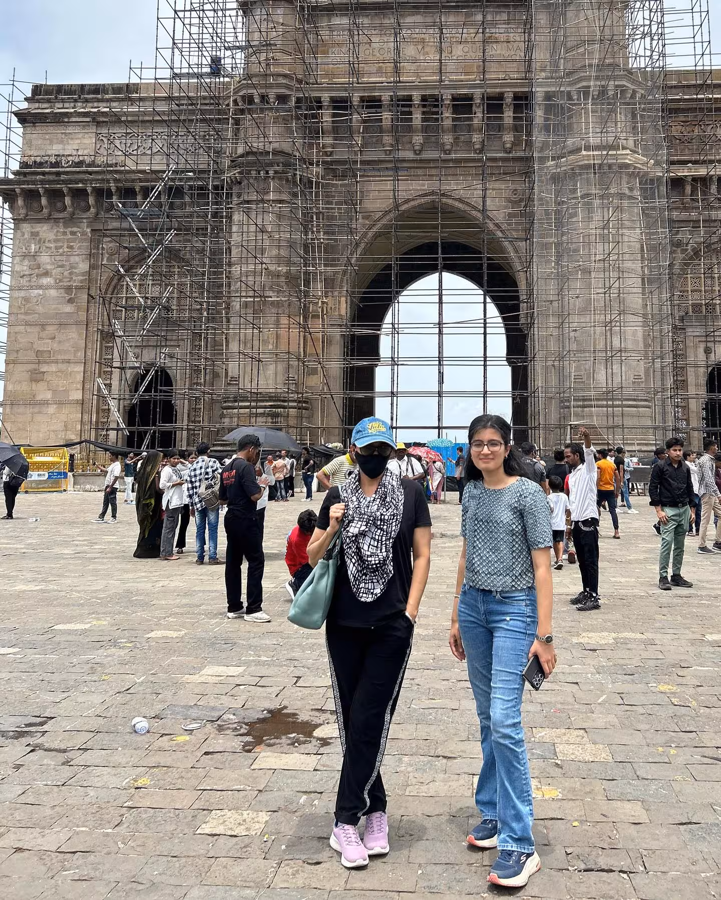Bhoomika Chawla's Mumbai Family Escapade