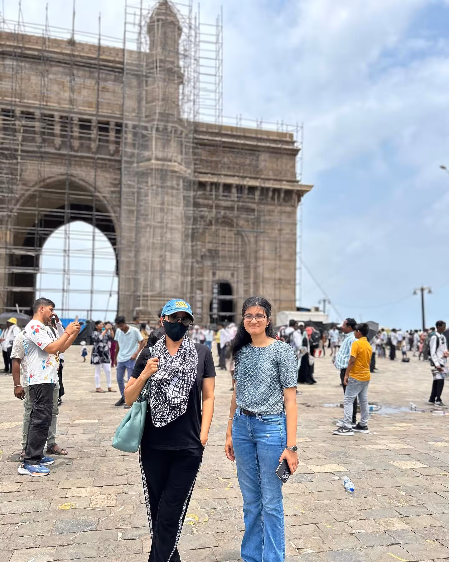 Bhoomika Chawla's Mumbai Family Escapade