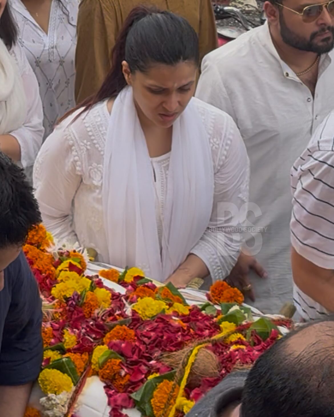 Bollywood Society Embraces 'Om Shanti' Message