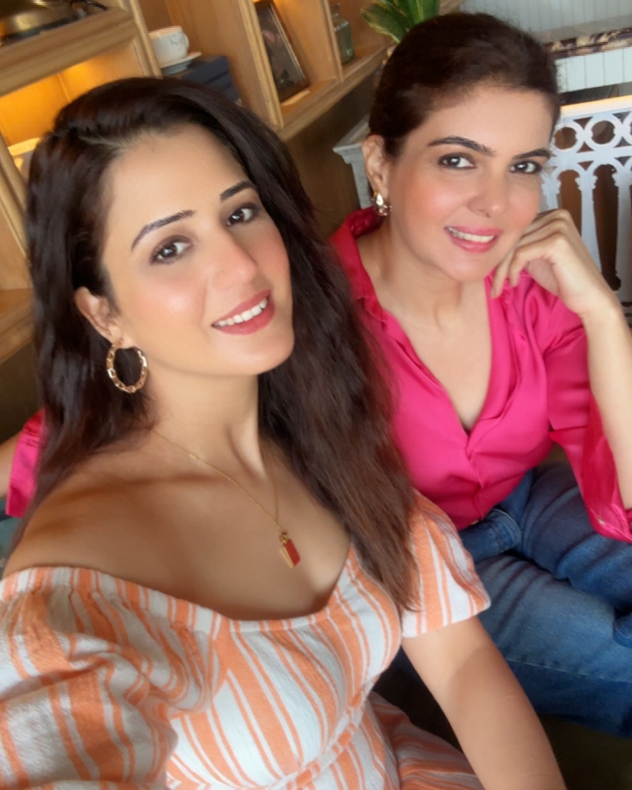 Casual Brunch Vibes With Isha Rikhi