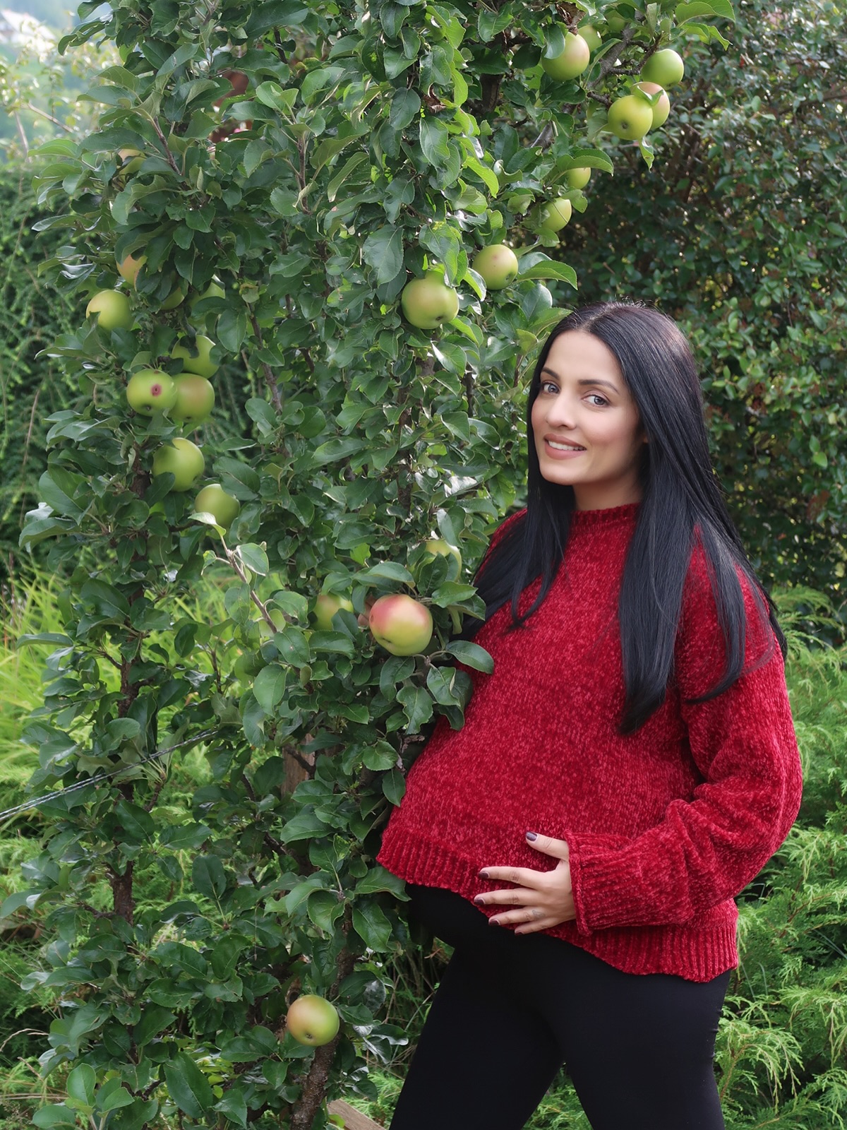 Celina Jaitly Battles Cholestasis In Twin Pregnancy
