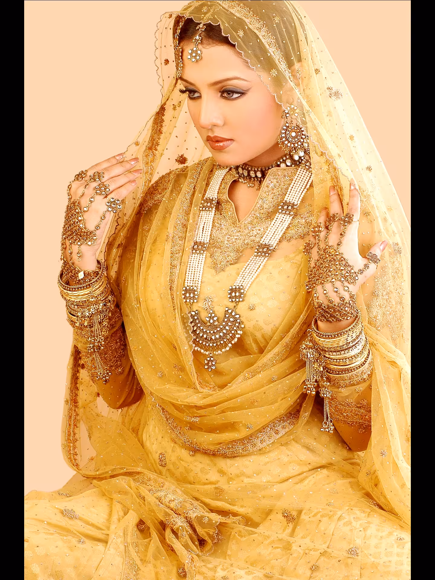 Celina Jaitly Honors Umrao Jaan’s Timeless Legacy