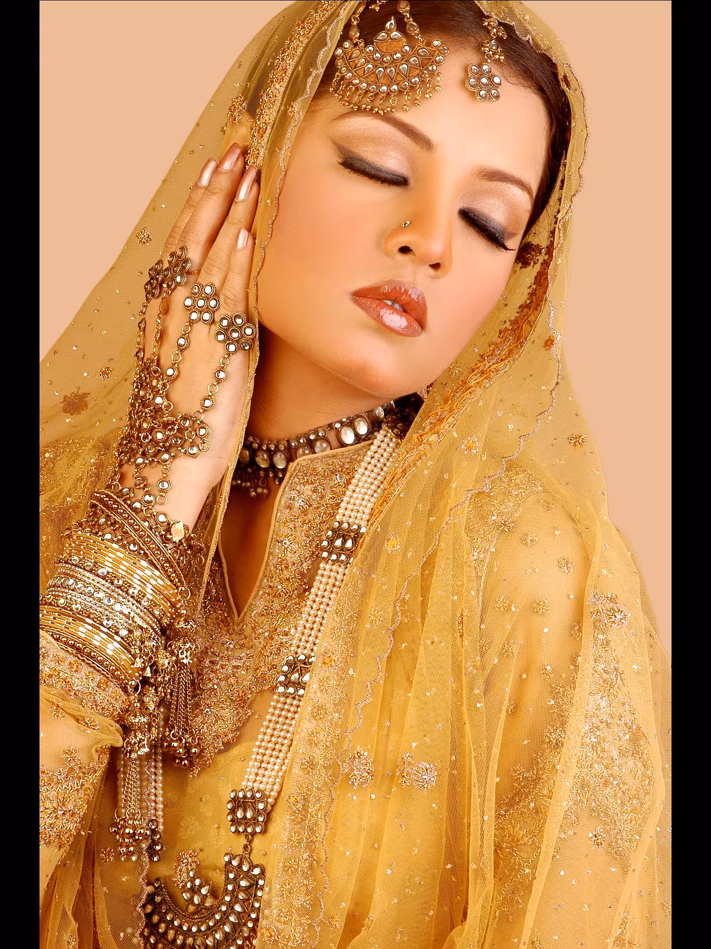 Celina Jaitly Honors Umrao Jaan’s Timeless Legacy