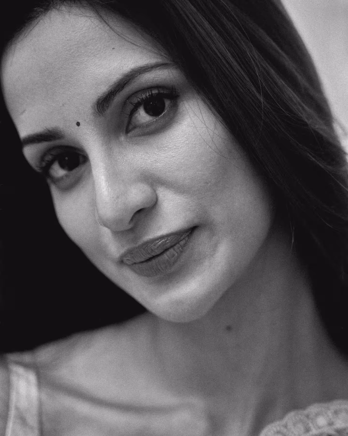 Dekho Chaand Aaya: Diksha Singh In Moonlit Glamour